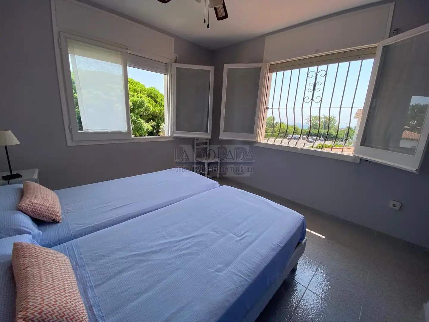 Schlafzimmer von Haus oder Chalet zum Verkauf in Cambrils mit Privatgarten, Terrasse und Abstellraum