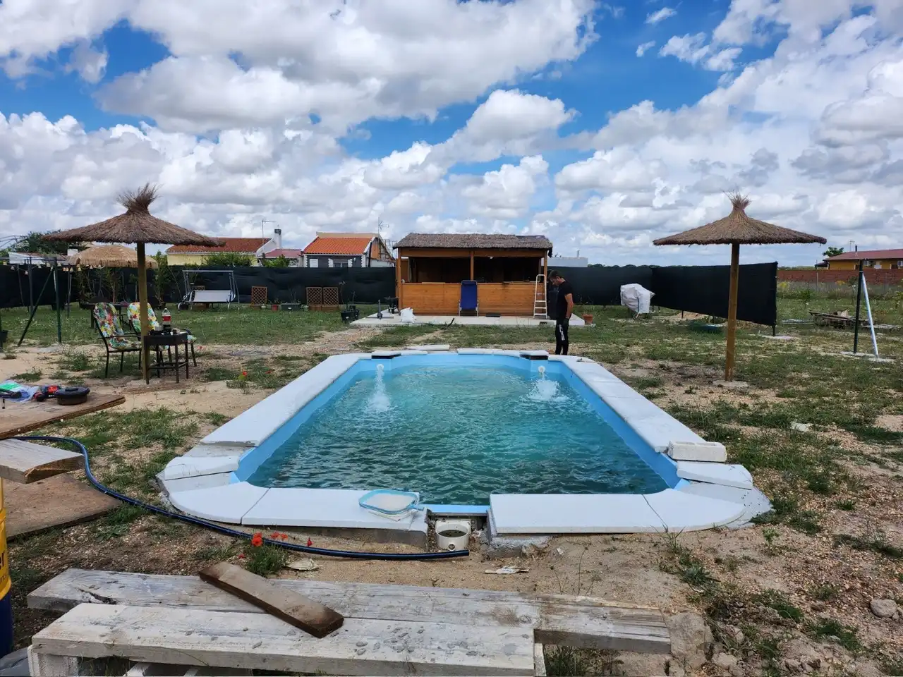 Piscina de Casa o chalet en venta en Mojados con Calefacción, Jardín privado y Trastero