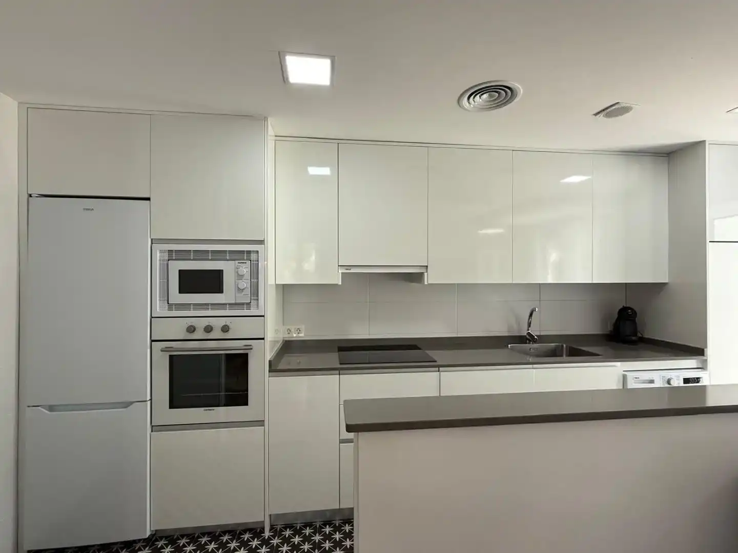 Küche von Wohnung zur Miete in Motril mit Klimaanlage, Schwimmbad und Balkon
