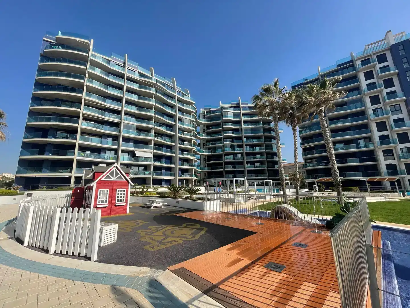 Vista exterior de Apartamento en venta en Torrevieja con Aire acondicionado y Balcón