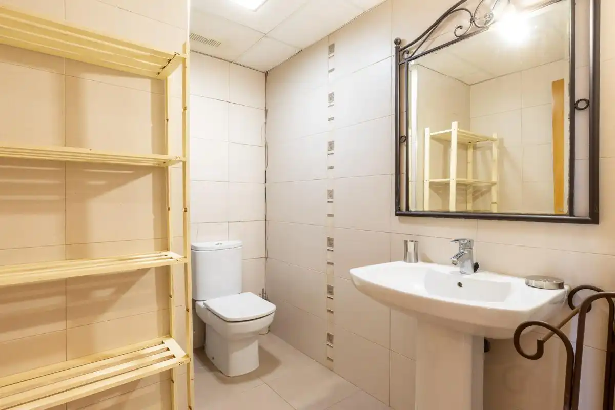 Badezimmer von Haus oder Chalet zum Verkauf in Chiva mit Heizung, Privatgarten und Abstellraum