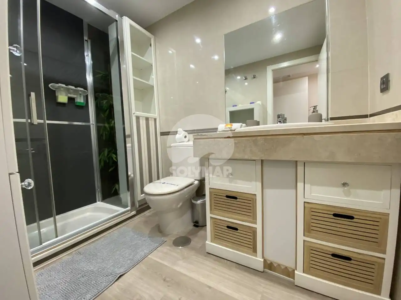 Bathroom of Flat for sale in Vélez-Málaga  with Air Conditioner, Heating and Terrace