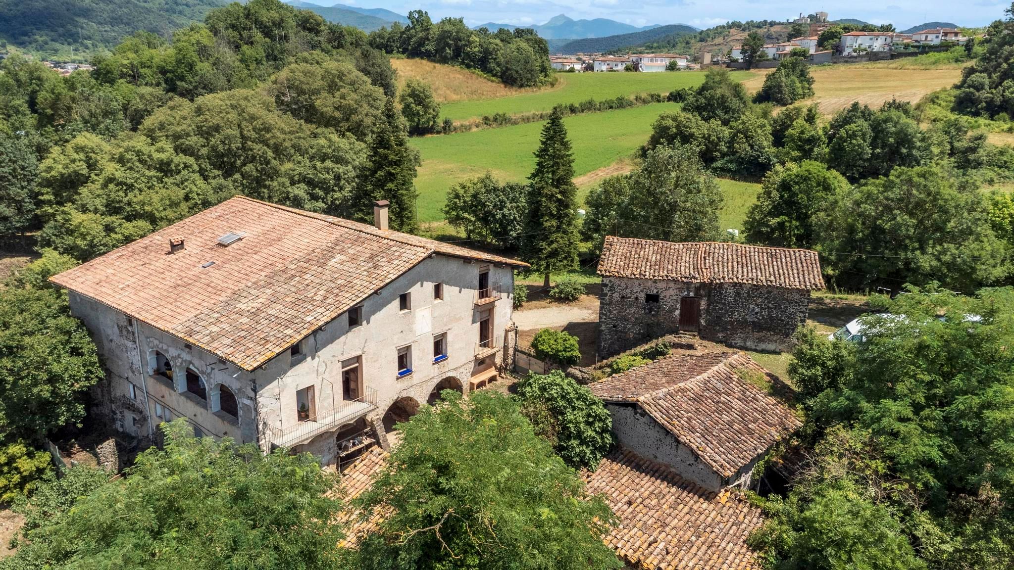 Exterior view of House or chalet for sale in Olot