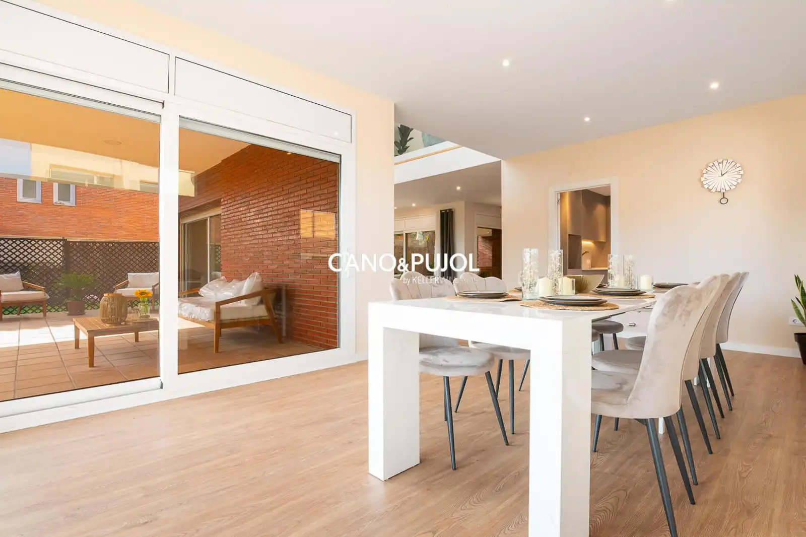 Dining room of Houses for sale in Sant Cugat del Vallès  with Air Conditioner, Terrace and Swimming Pool