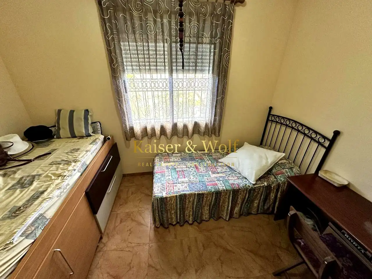 Dormitori de Casa o xalet en venda en Elche / Elx amb Aire condicionat, Jardí privat i Piscina