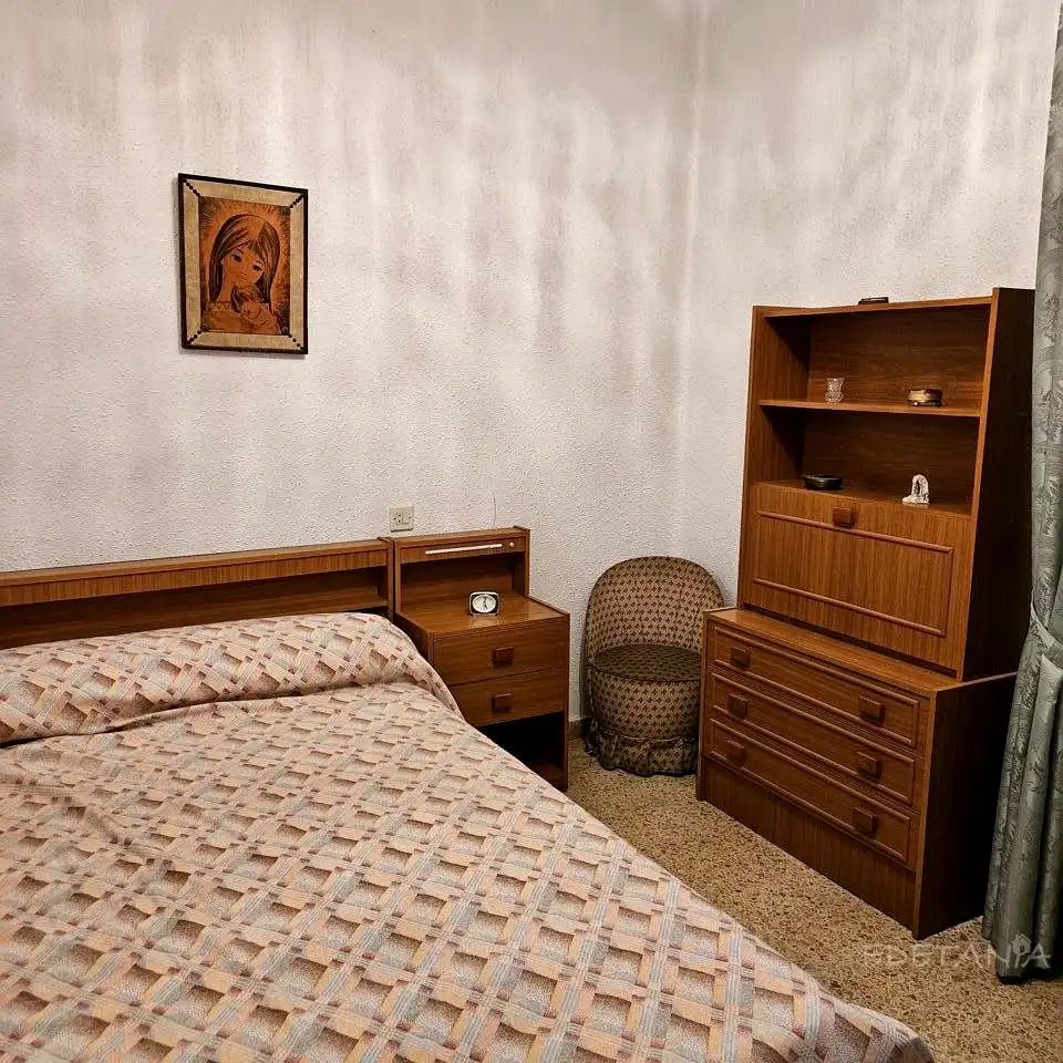 Habitación de Planta baja en venta en Moncada con Aire acondicionado y Terraza