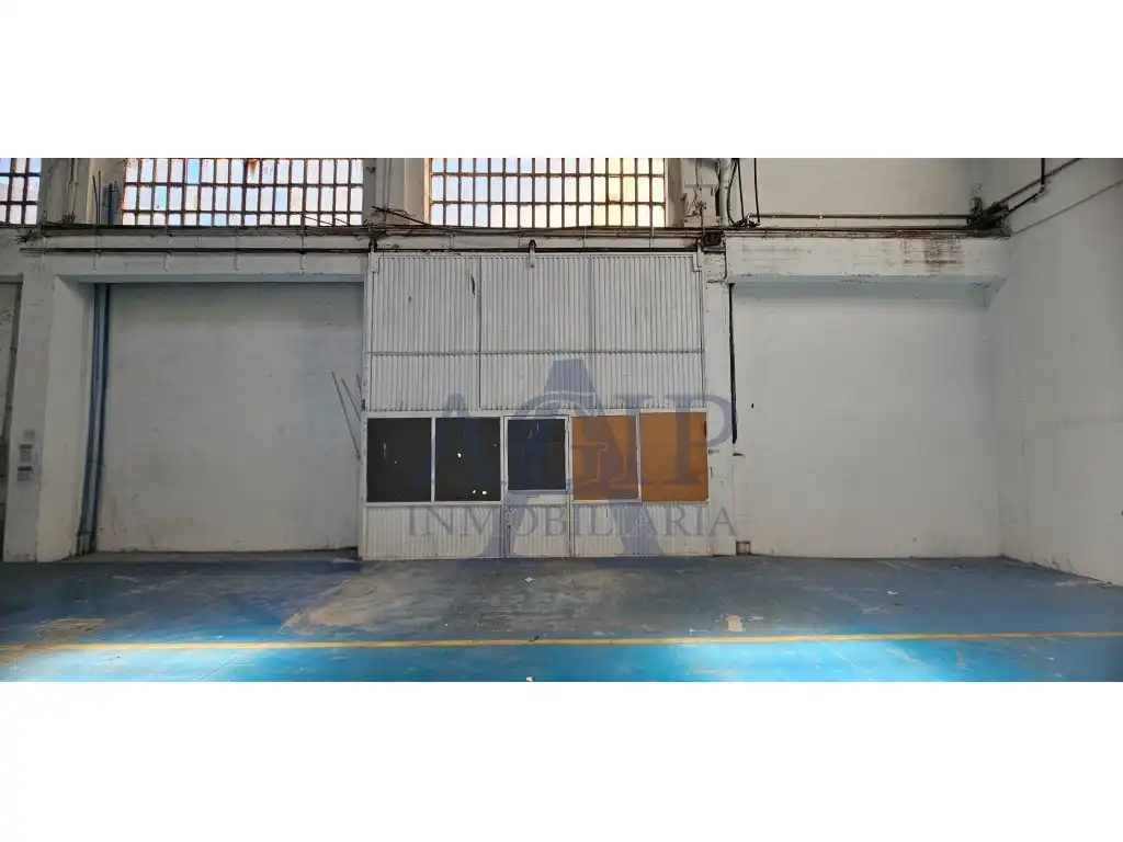 Exterior view of Industrial buildings for rent in L'Hospitalet de Llobregat