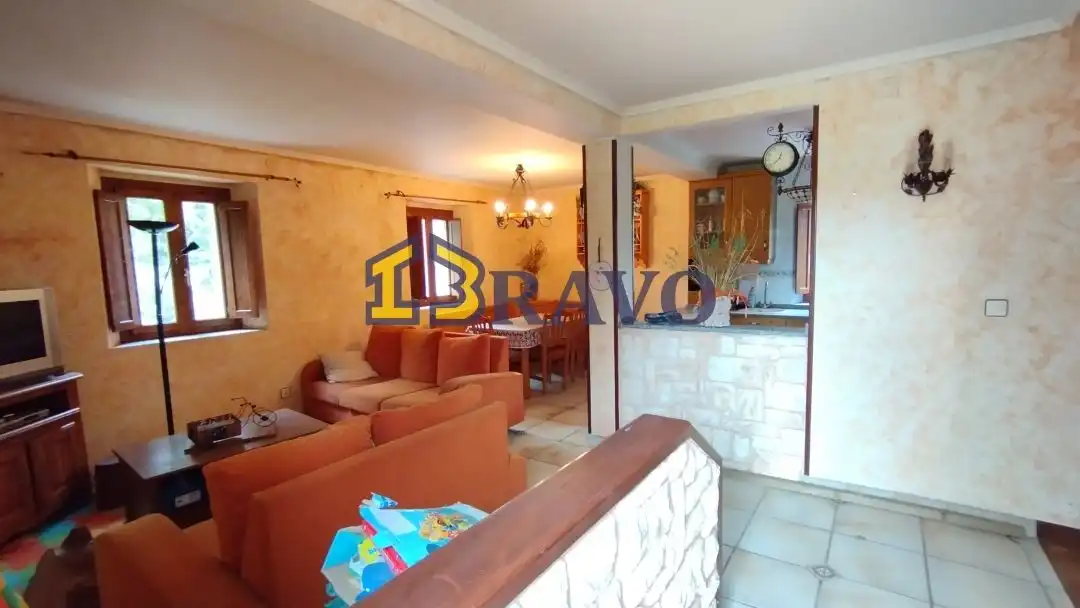 Casa o xalet en venda a Valle de Losa