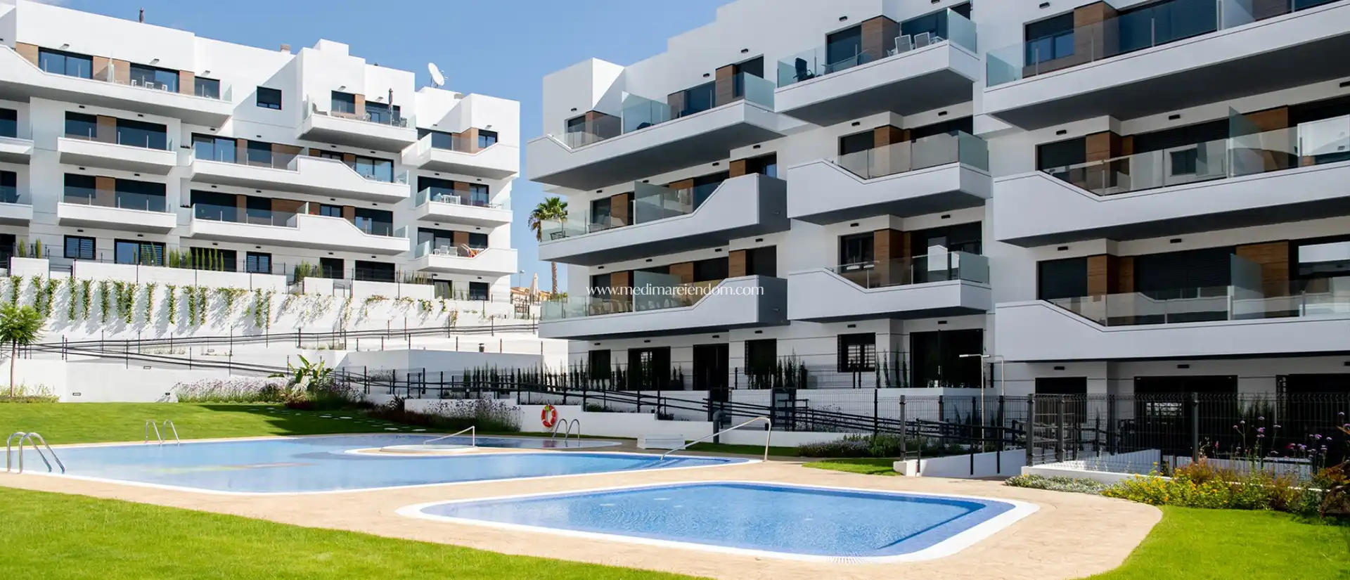 Baixos en venda a Orihuela Costa