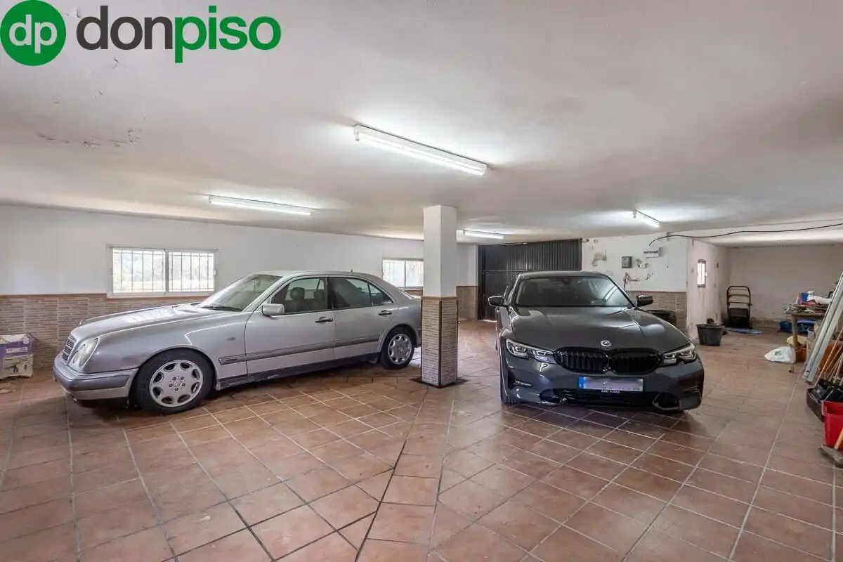 House with pool for sale in Calle GERANEO, imagen 45