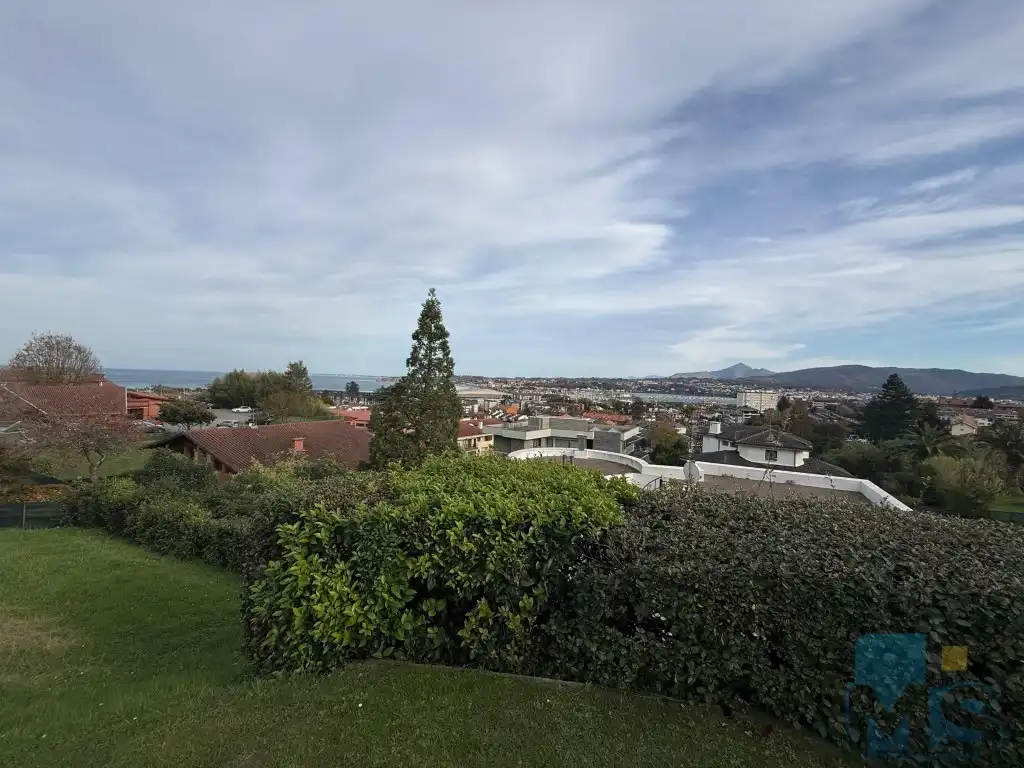 Vista exterior de Casa o xalet en venda en Hondarribia