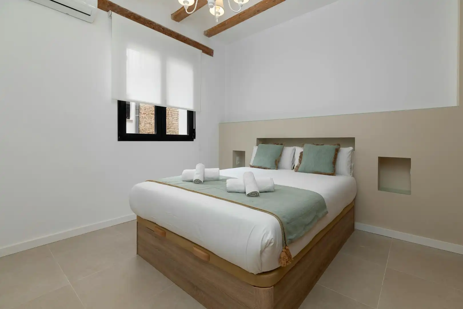 Bedroom of Flat for rent in Patraix