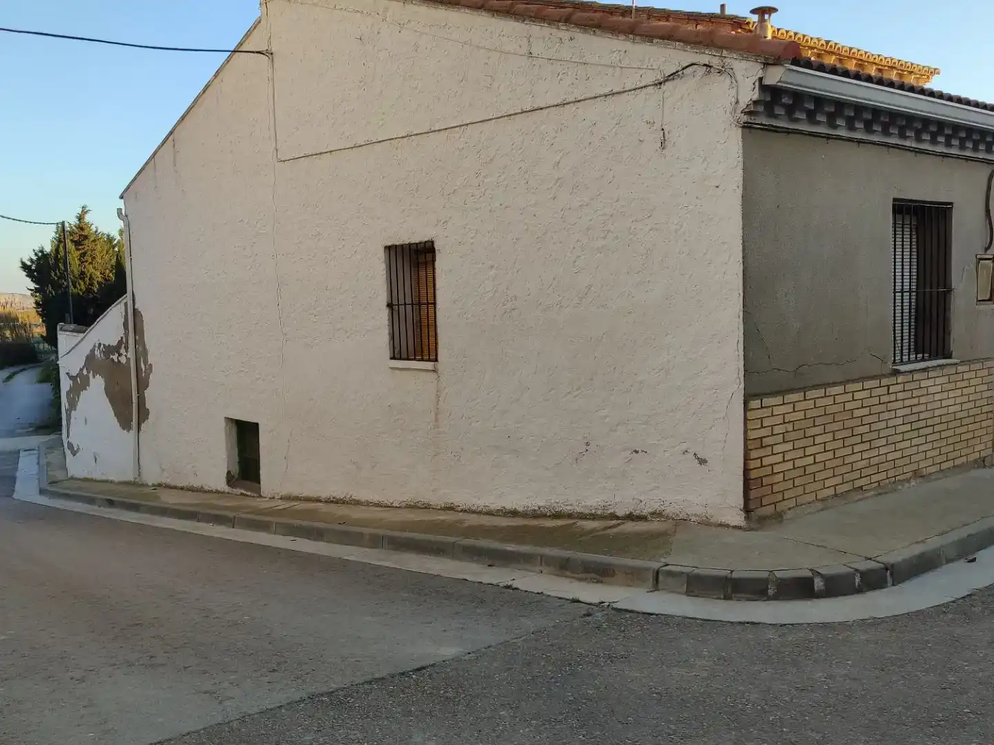 Vista exterior de Piso en venta en Remolinos, Zaragoza