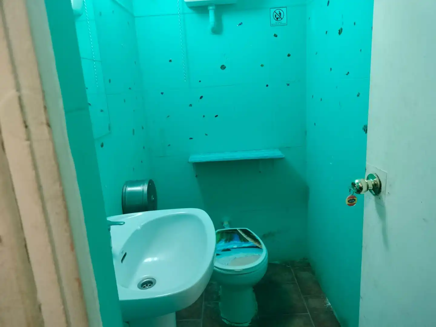 Bany de Local en venda en Puertollano