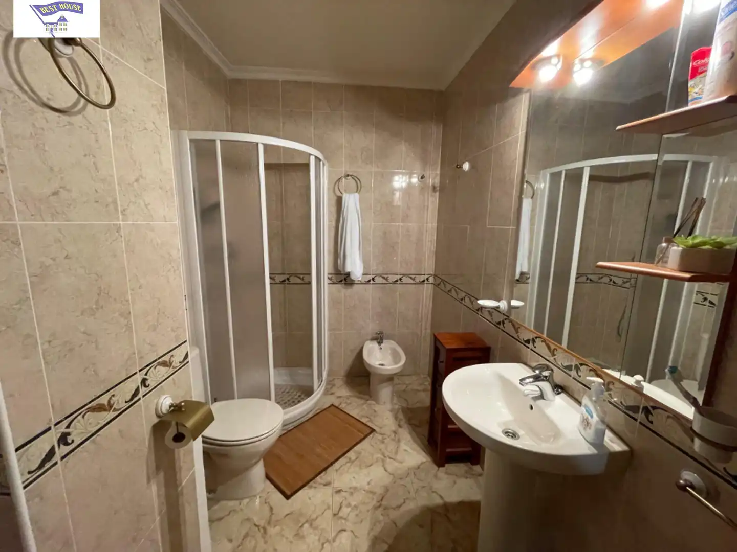 Bathroom of Houses for sale in Alcaraz  with Heating, Terrace and Storage room