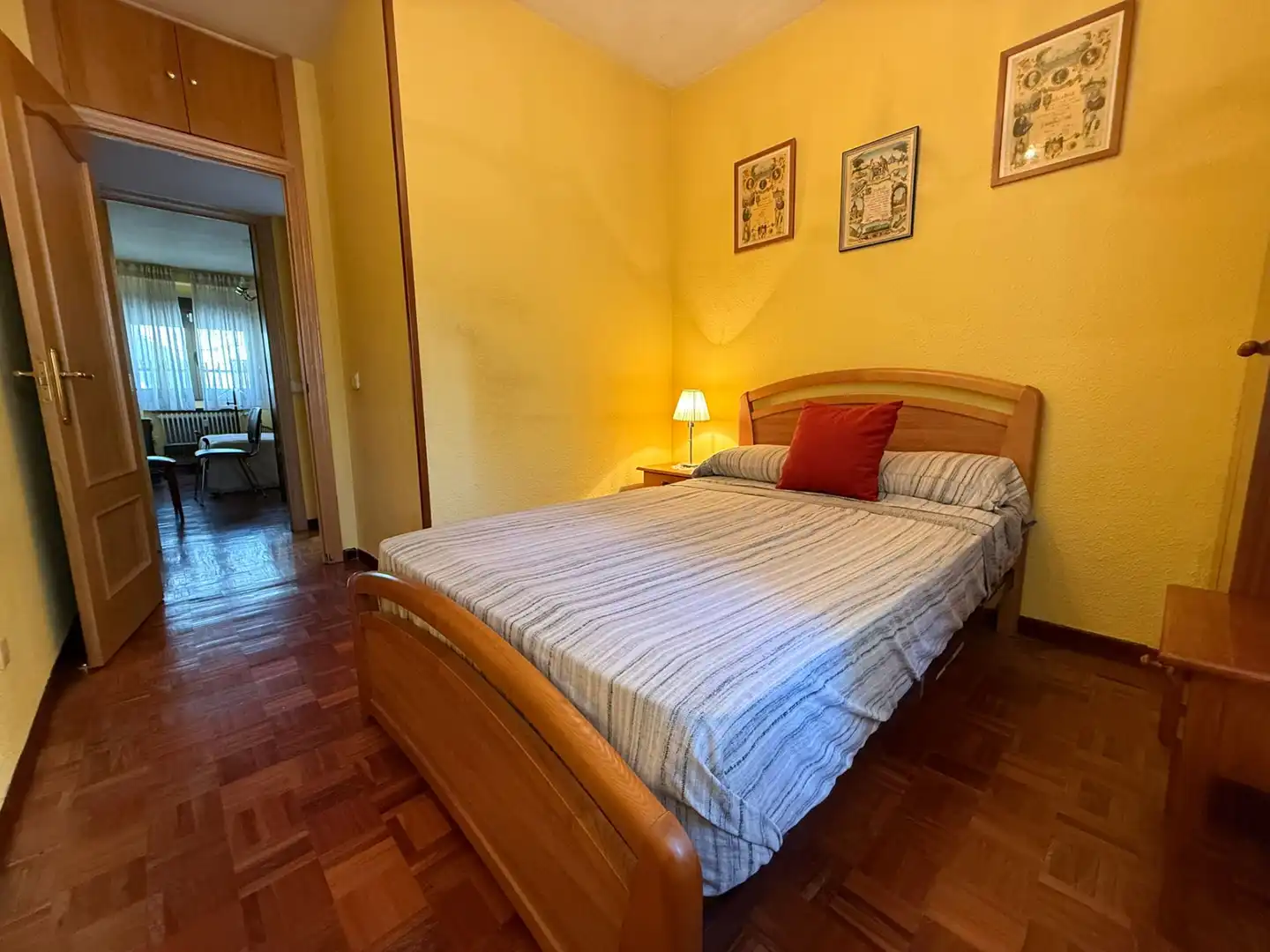 Habitación de Piso en venta en Madrid con Calefacción, Parquet y Amueblado