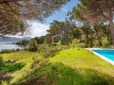 Detached house with pool for sale in El Port de la Selva