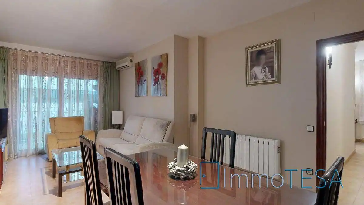 Living room of Flat for sale in Barberà del Vallès  with Heating, Storage room and Balcony