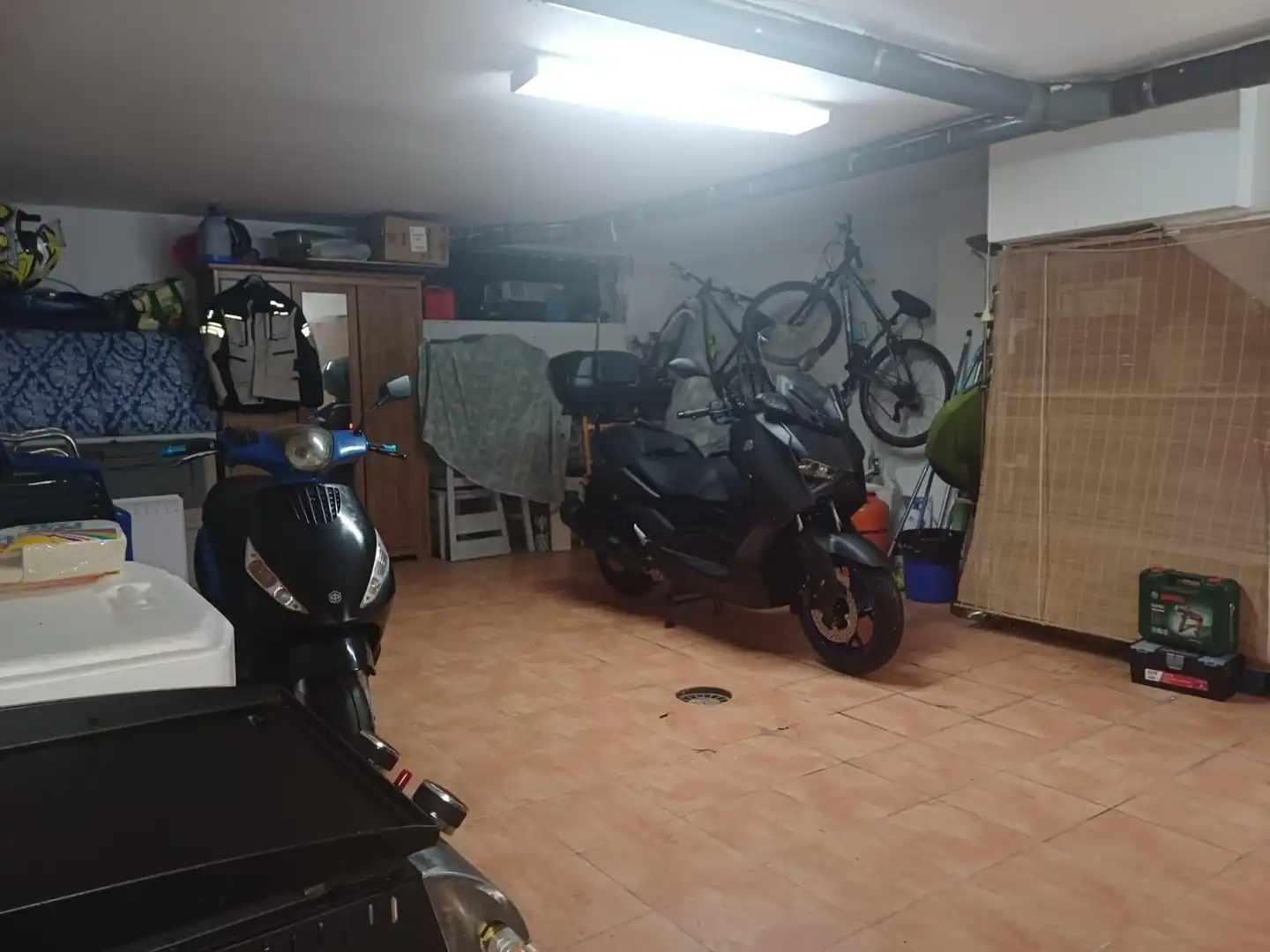 Parkplatz von Einfamilien-Reihenhaus zum Verkauf in Coria del Río