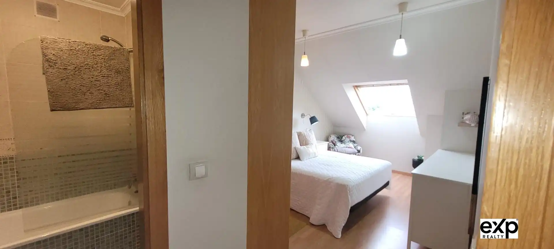 Bedroom of Duplexes for sale in Foz  with Heating