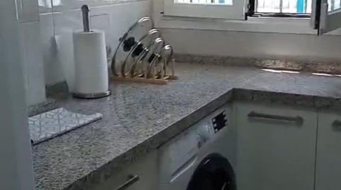 Foto 3 de Piso de alquiler en Los Castillejos - La Trinidad, Málaga Capital