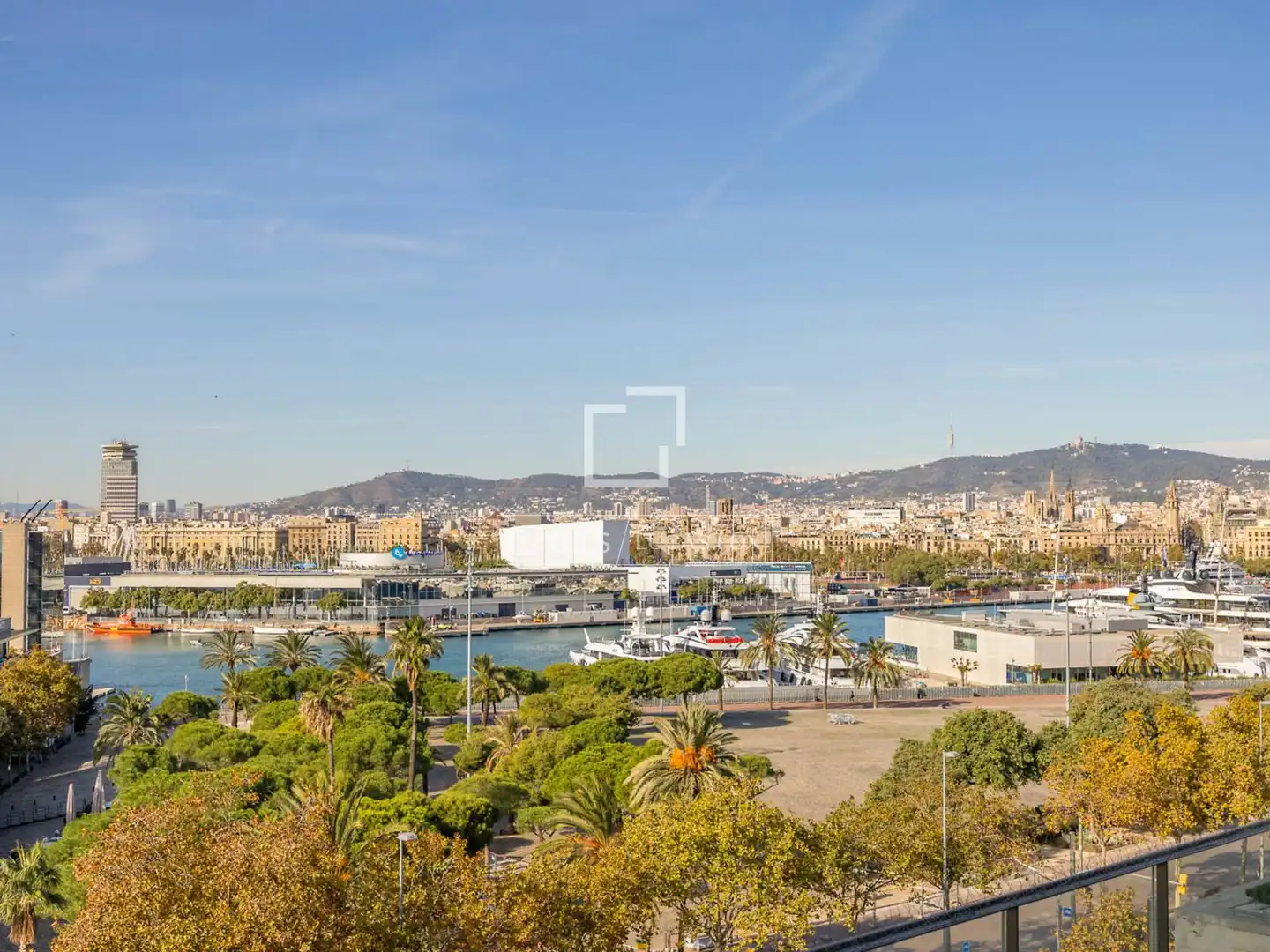 Exterior view of Attic for sale in Barcelona  with Air Conditioner, Parquet flooring and Terrace