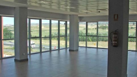 Foto 3 von Gebaude zur Miete in Cabanillas del Campo, Guadalajara