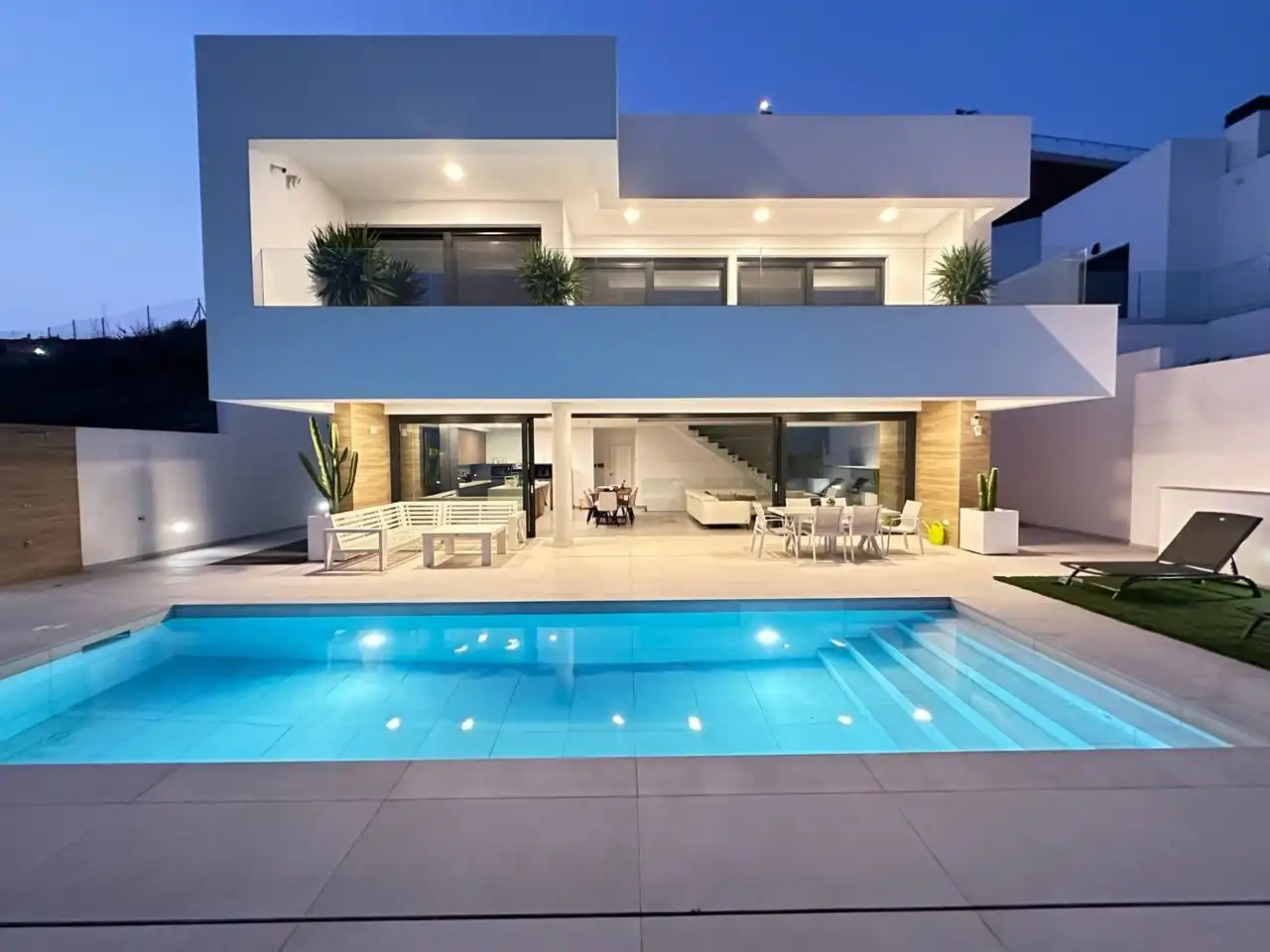 Swimming pool of Houses for sale in Torrox  with Air Conditioner, Heating and Private garden