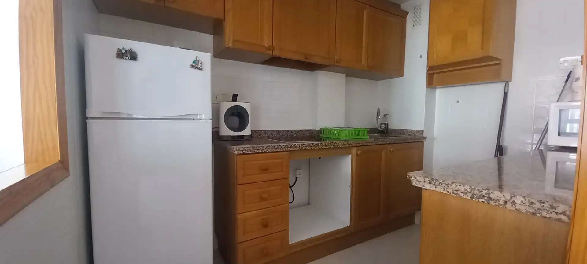 Cocina de Apartamento de alquiler en Gandia con Aire acondicionado, Calefacción y Amueblado