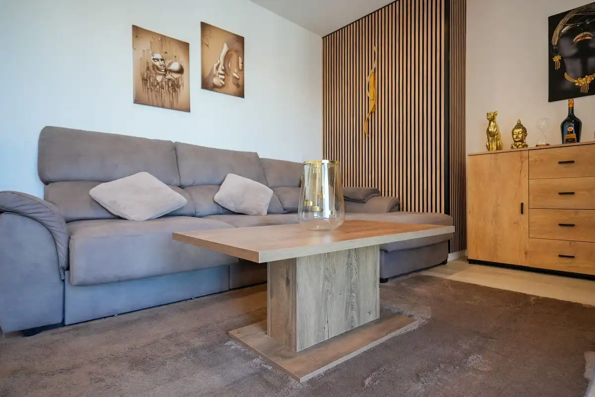 Sala de estar de Ático en venta en Alcalá de Henares con Aire acondicionado, Calefacción y Jardín privado