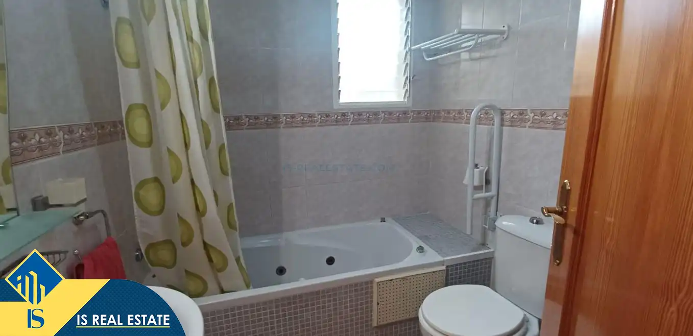 Bany de Casa o xalet en venda en Orihuela amb Aire condicionat, Calefacció i Terrassa