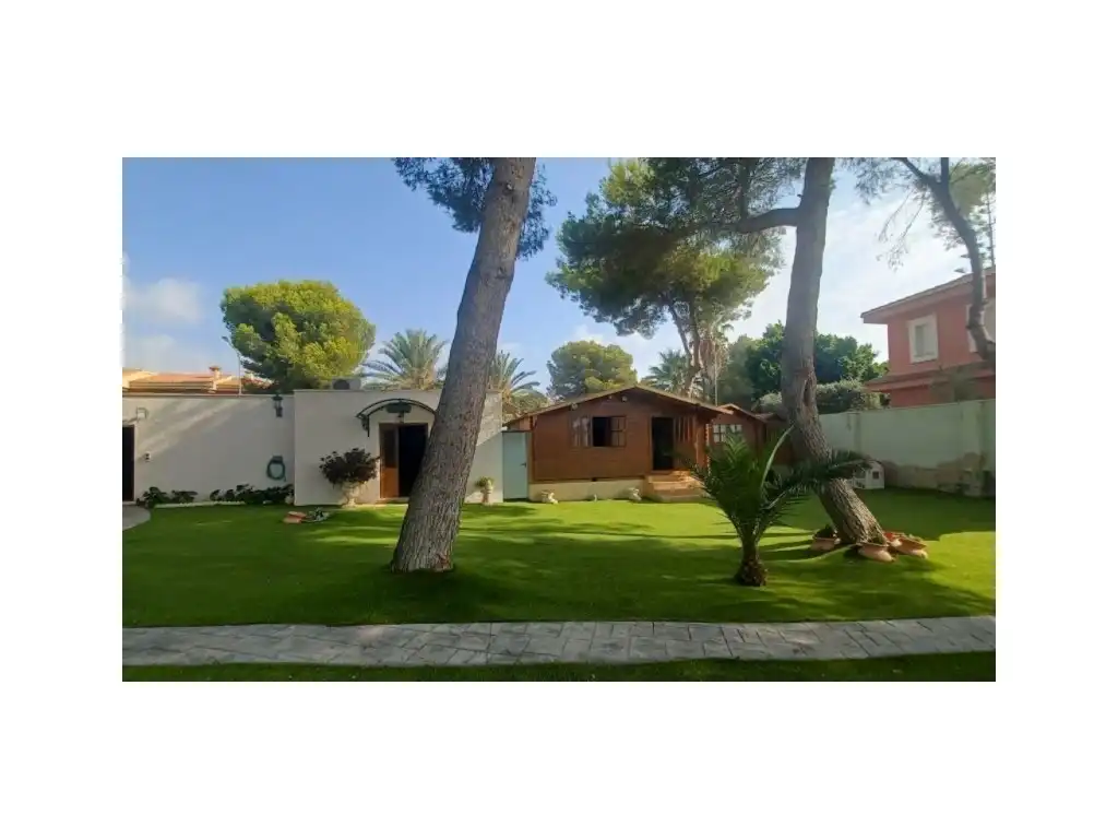 Casa amb piscina en venda a Calle Pablo Neruda-Cmor, imagen 9