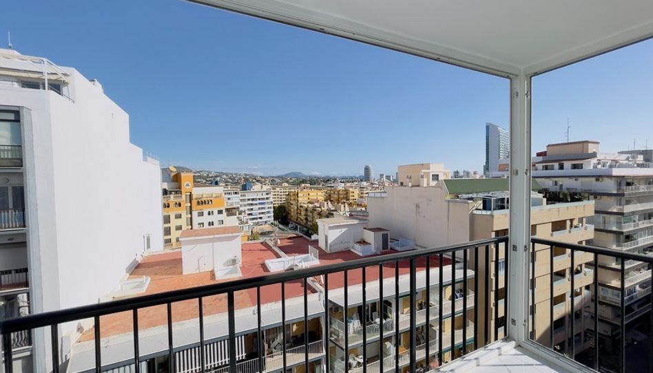 Apartamento en venta en Zona Pueblo - 4