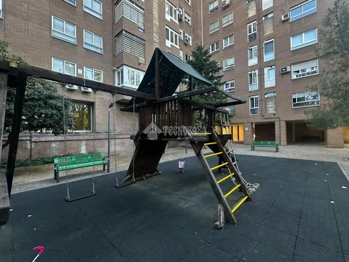 Appartamento con piscina in affitto a Chamartín, imagen 29