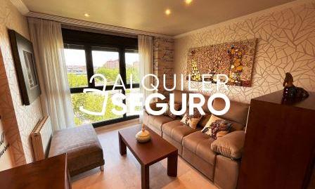 Foto 3 de Piso de alquiler en M. San Lorenzo Escorial, Villa de Prado, Valladolid Capital