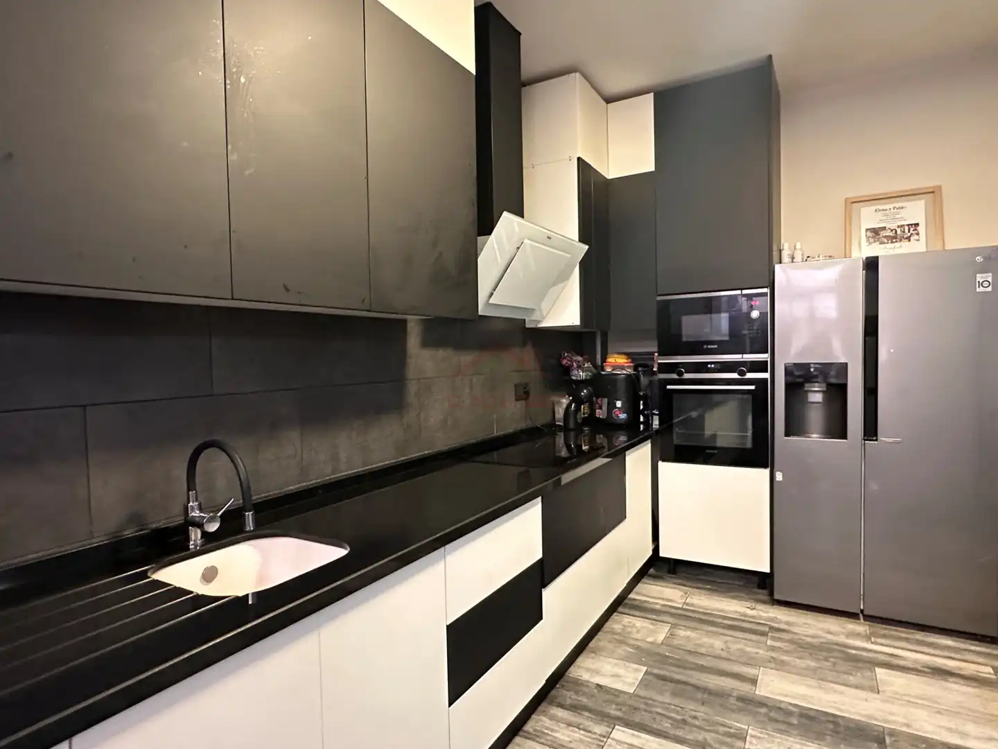 Küche von Maisonette zum Verkauf in Elche / Elx mit Klimaanlage, Terrasse und Abstellraum