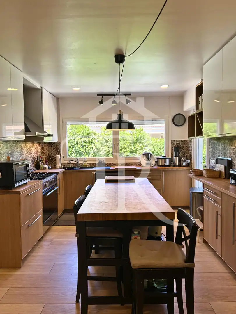 Cocina de Casa o chalet en venta en Roda de Berà con Aire acondicionado, Calefacción y Jardín privado