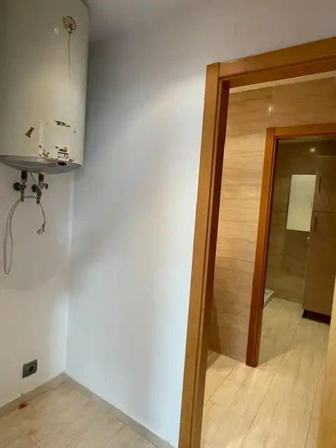 Büro zur Miete in Santander mit Klimaanlage und Heizung