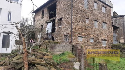 CASA DE PIEDRA CON PROYECTO PARA ALBERGUE O PENSIÓN