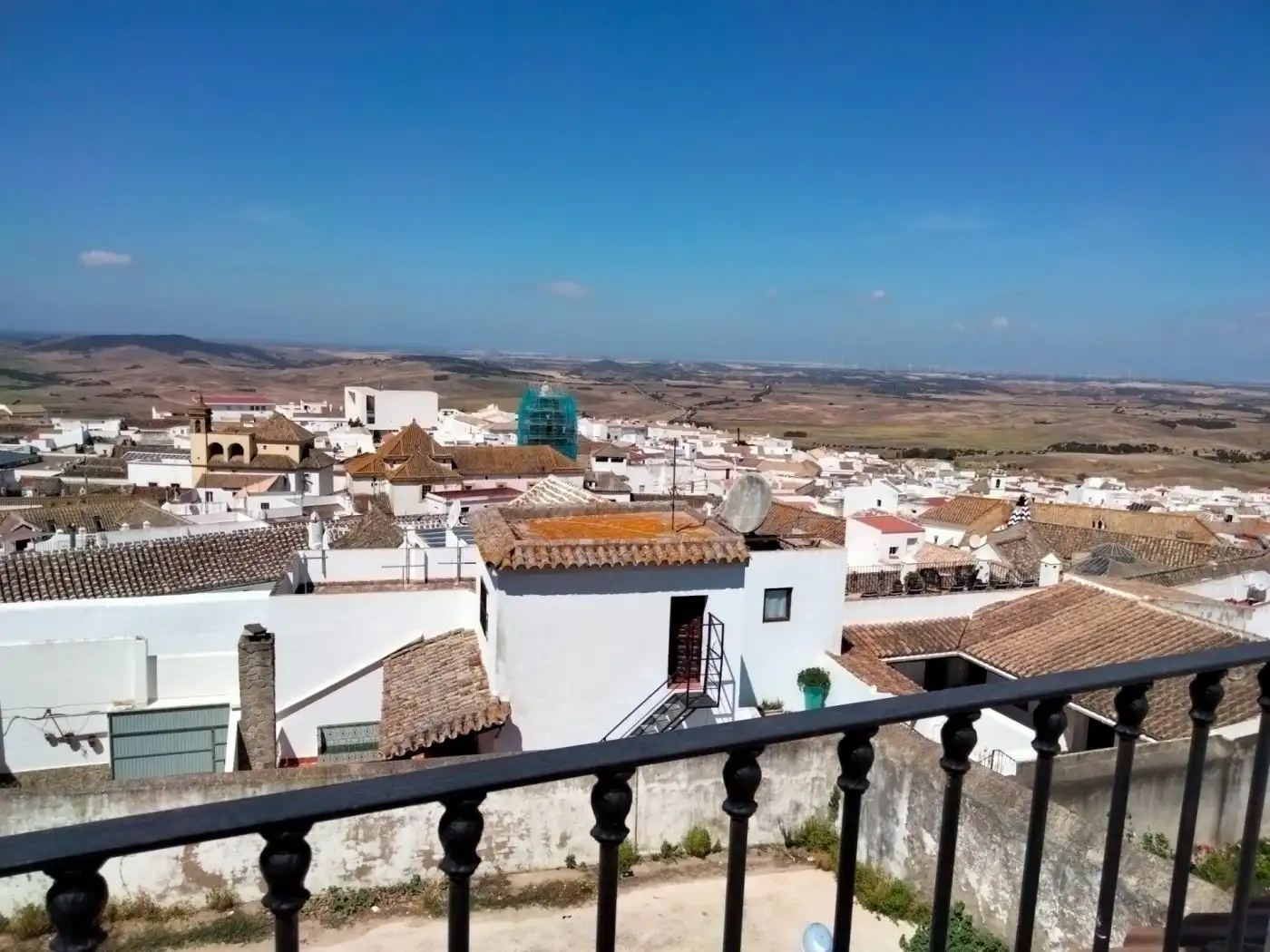 Vista exterior de Casa o xalet en venda en Medina Sidonia amb Aire condicionat i Terrassa