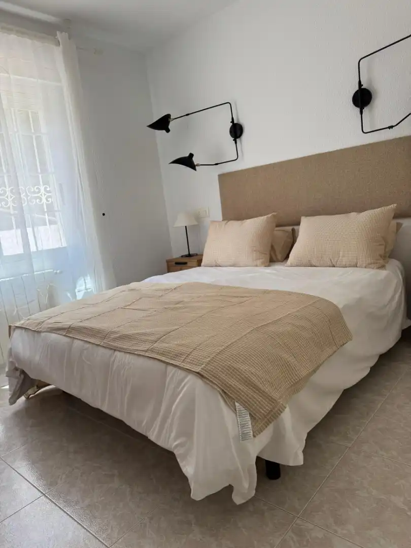 Schlafzimmer von Haus oder Chalet zur Miete in L'Alfàs del Pi mit Klimaanlage, Heizung und Privatgarten