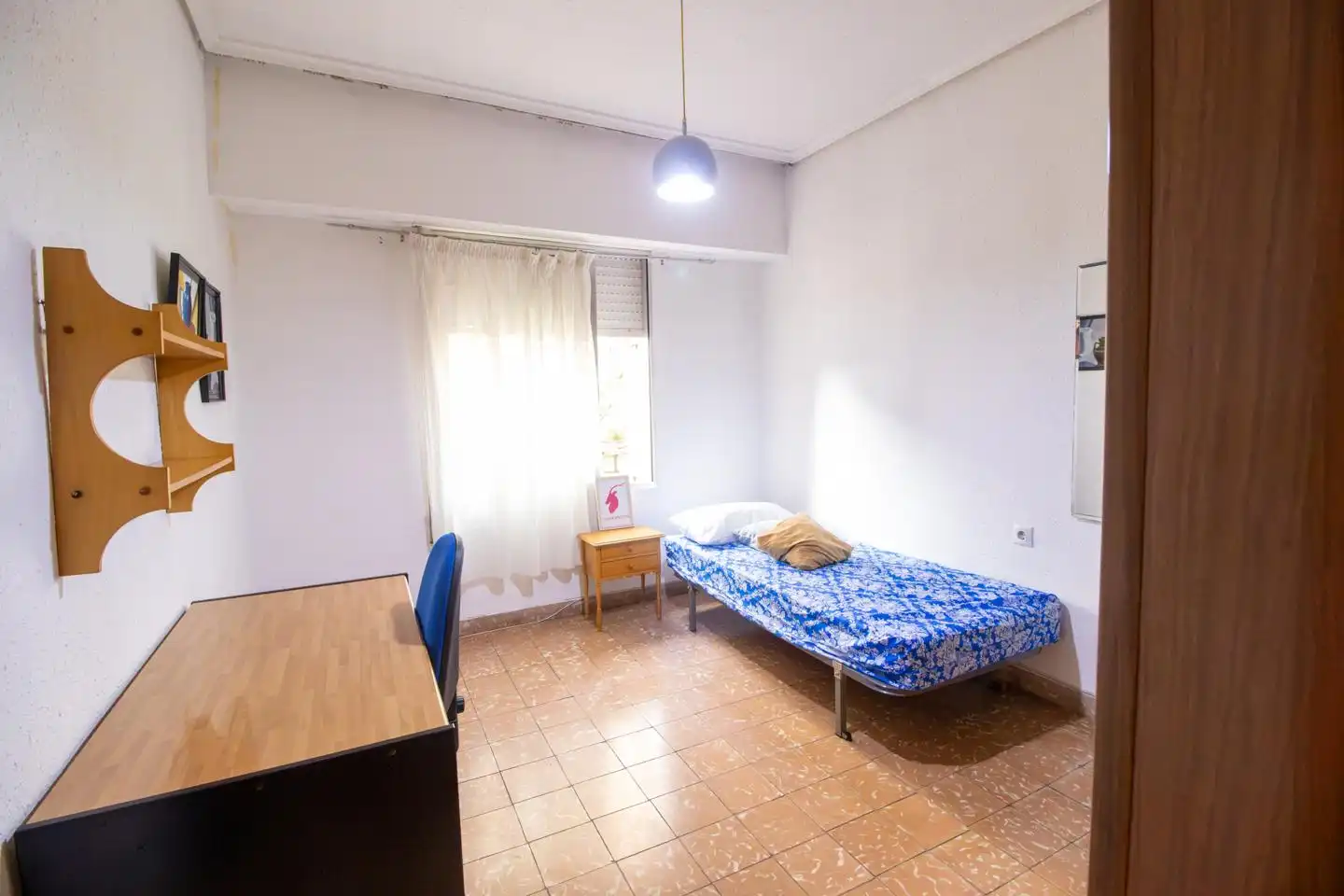 Schlafzimmer von Wohnung zur Miete in Valencia mit Möbliert
