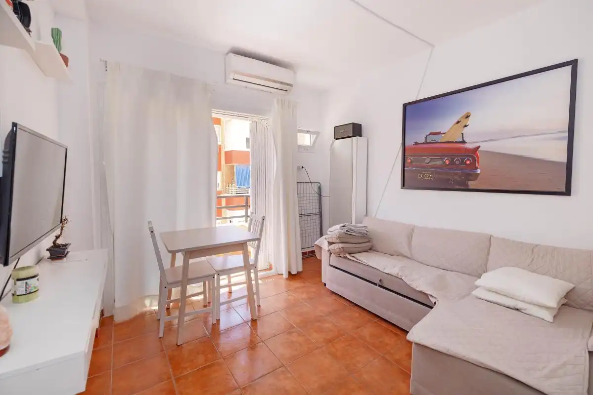 Sala de estar de Estudio en venta en Torremolinos con Aire acondicionado, Calefacción y Terraza