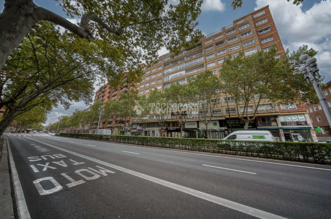 Exterior view of Flat for sale in Valladolid Capital  with Heating and Parquet flooring
