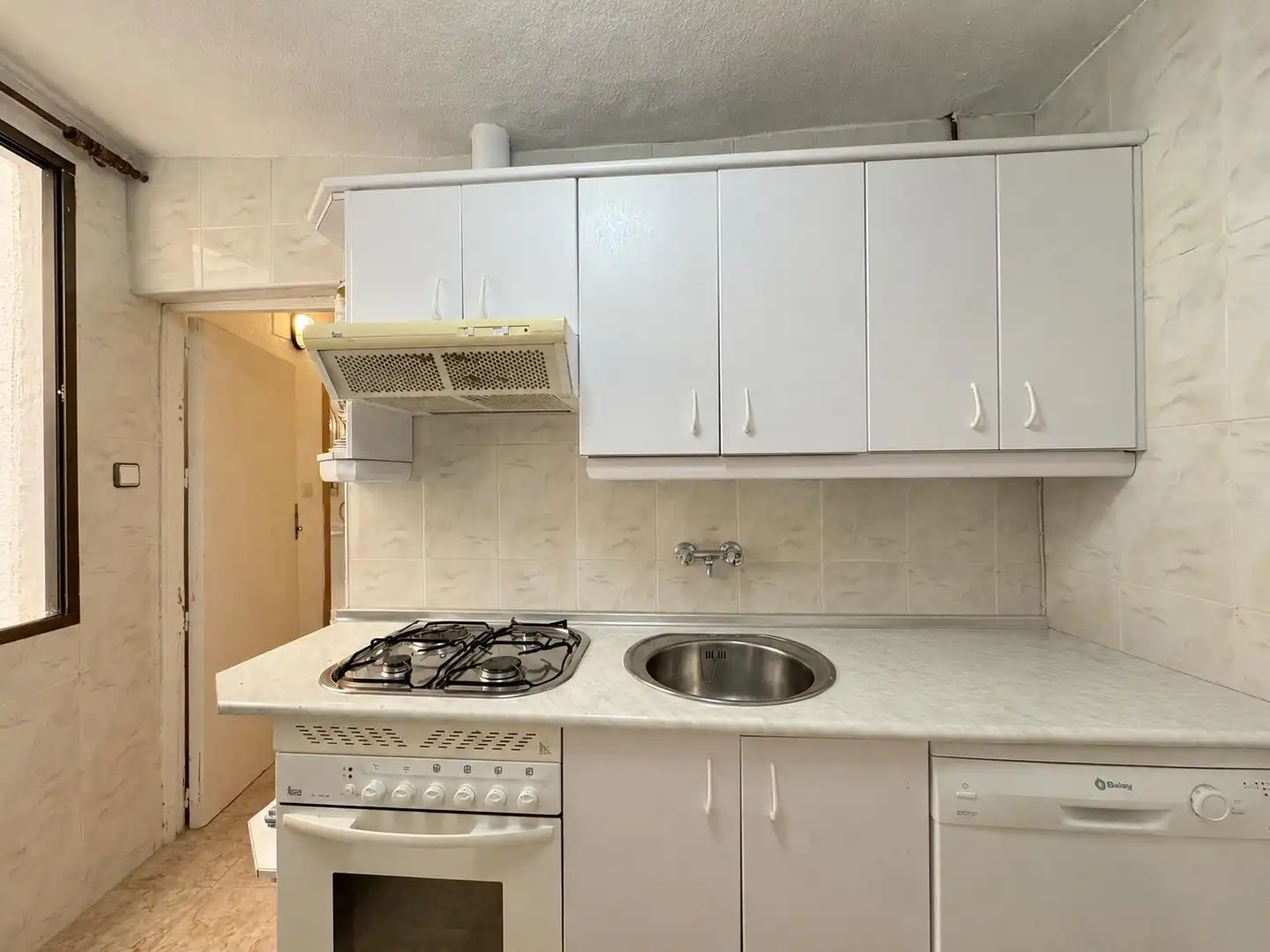 Kitchen of Country homes for sale in Poyales del Hoyo  with Air Conditioner, Terrace and Storage room