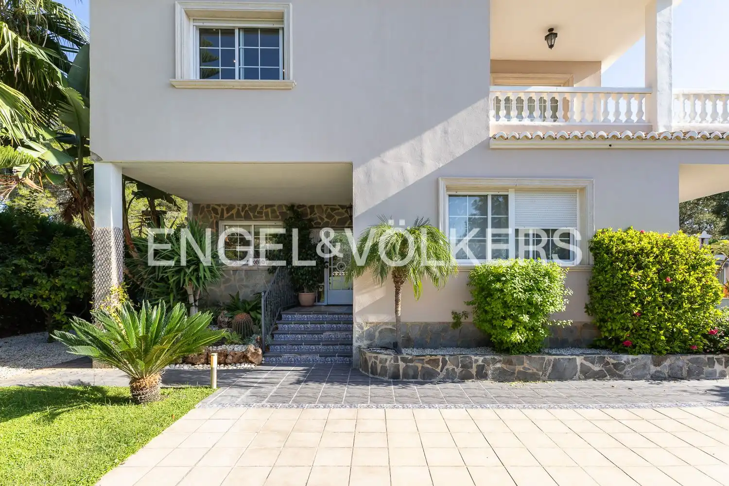 House with pool for sale in Serra, imagen 3