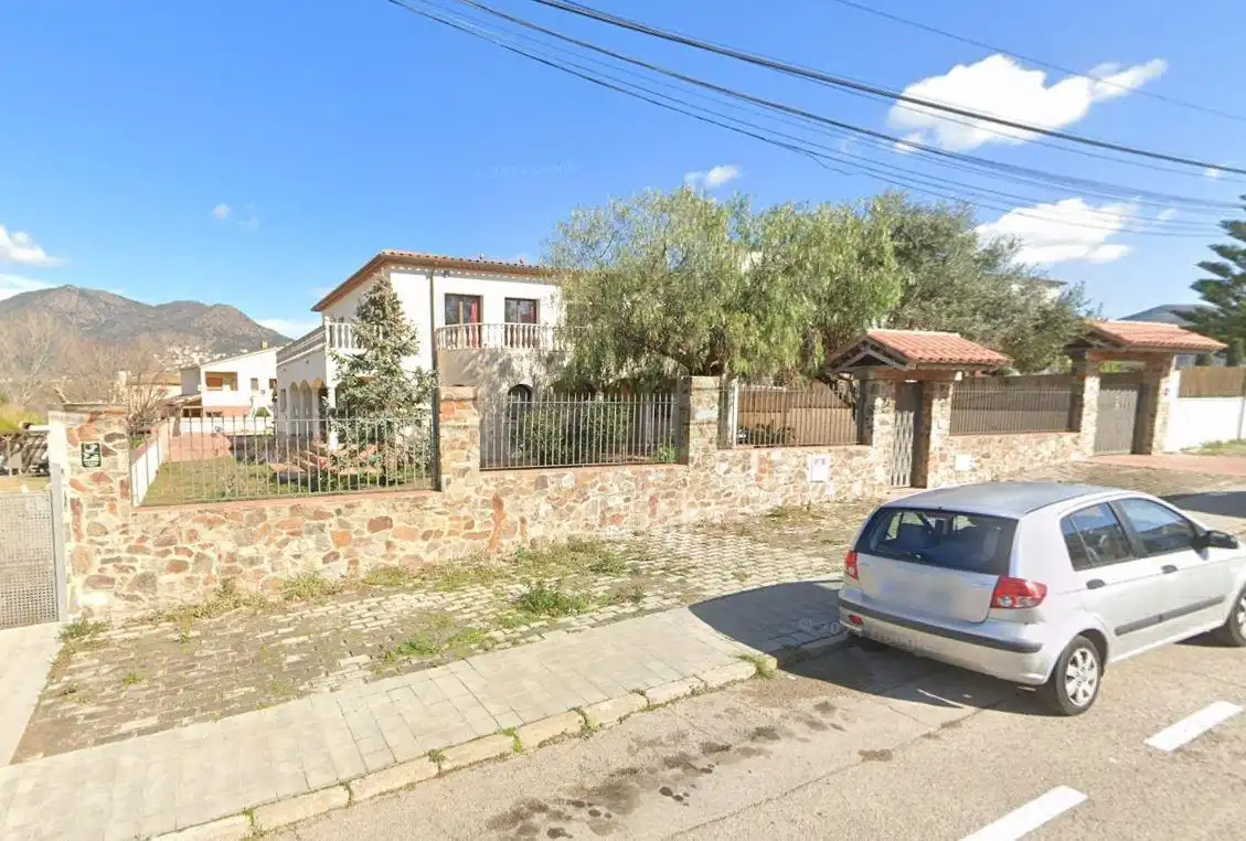 House with pool for sale in DE LA SERRA DEL CADI 9