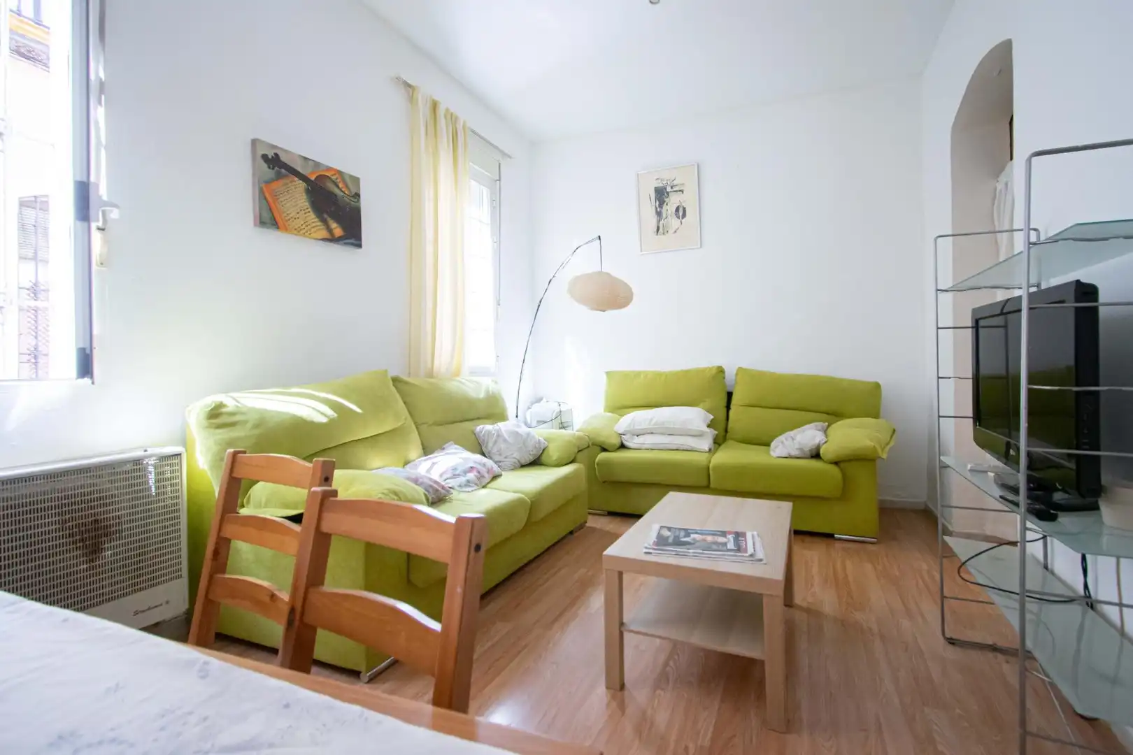 Sala d'estar de Casa o xalet en venda en Sevilla amb Aire condicionat i Terrassa