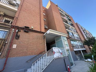Appartamento con ascensore in vendita a C/ Montejurra