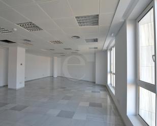 Office to rent in Paterna  with Air Conditioner